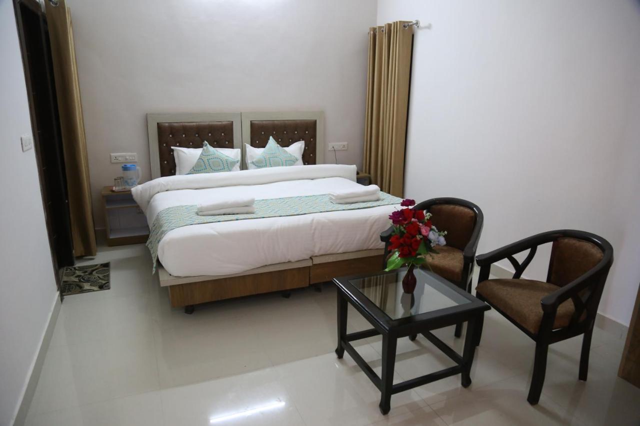Hotel Yog Tapovan- Rafting Available Rishīkesh Extérieur photo